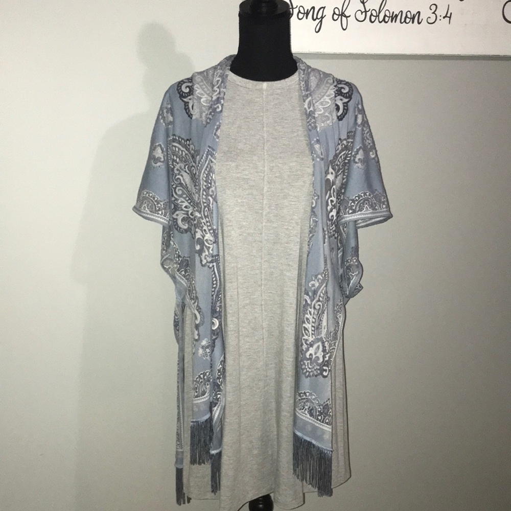Gray Sleeveless Shift Dress